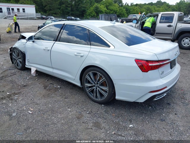 2019 AUDI A6 WAUL2BF29KN062916 Photo 2