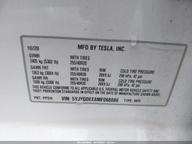 2021 TESLA MODEL Y 5YJYGDEE8MF068886 Photo 8