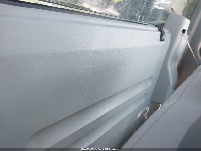 2005 FORD F-150 1FTRF12275KE27391 Photo 7