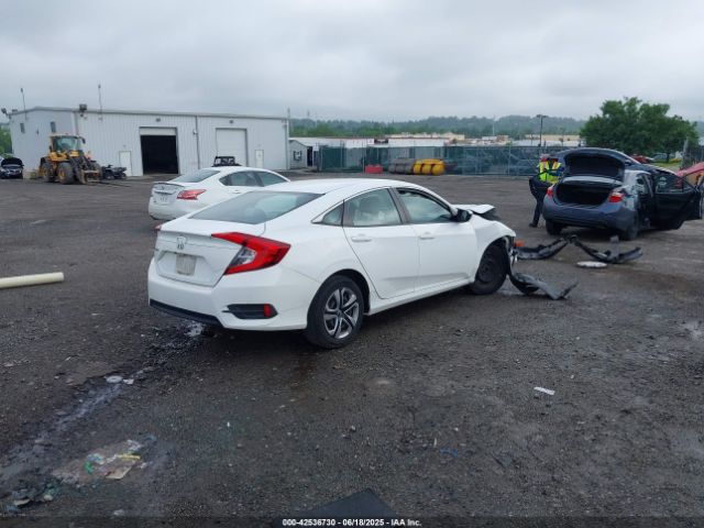 2018 HONDA CIVIC 2HGFC2F58JH589863 Photo 3