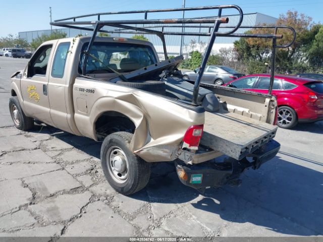 2012 FORD F-250 1FT7X2A64CEC71286 Photo 2