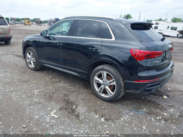 2020 AUDI Q3 WA1DECF31L1064787 Photo 2