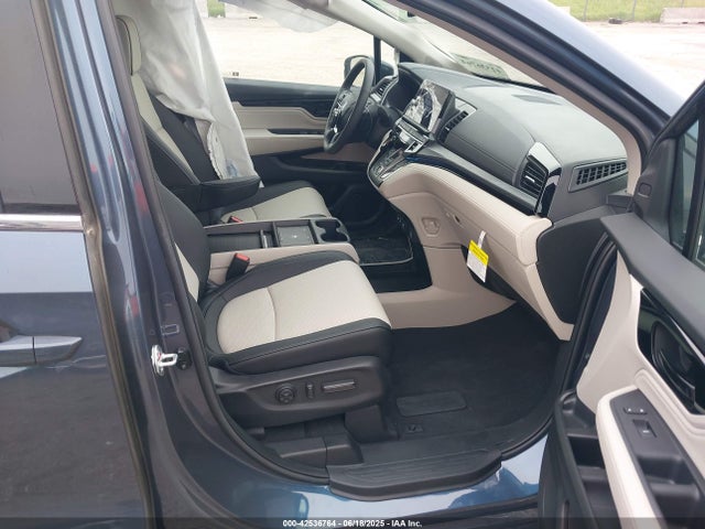 Honda Odyssey Elite 2025 5FNRL6H92SB043456 Image 5