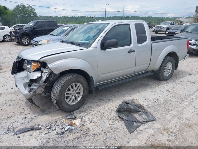 1N6AD0CW3GN766162 Nissan 2016
