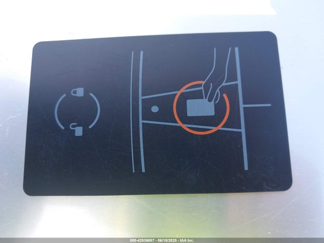 2019 TESLA MODEL 3 5YJ3E1EA7KF306638 Photo 10