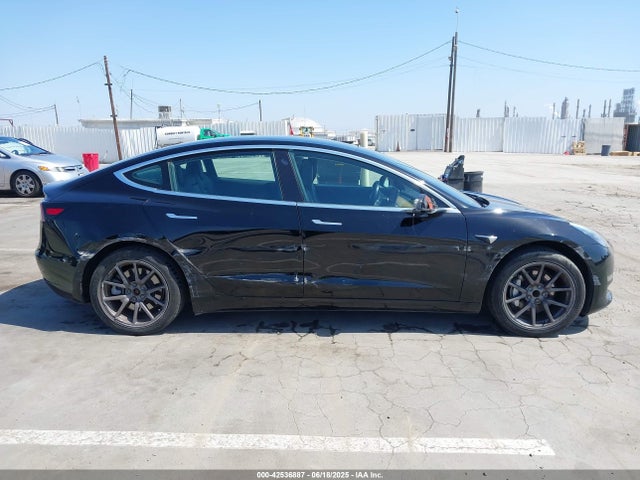Tesla Model 3 Long Range/mid Range/standard Range/standard Range Plus 2019 5YJ3E1EA7KF306638 Image 13