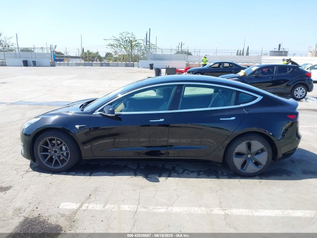 Tesla Model 3 Long Range/mid Range/standard Range/standard Range Plus 2019 5YJ3E1EA7KF306638 Image 14