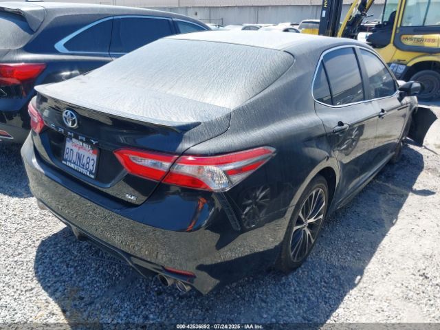 2018 TOYOTA CAMRY 4T1B11HK5JU607020 Photo 3