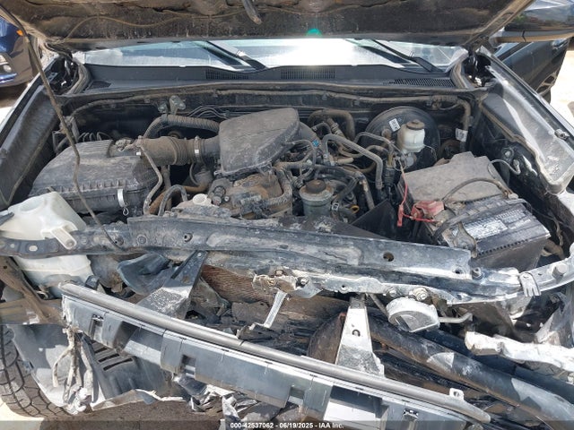 5TFAX5GN5KX158732 Toyota 2tr-fe