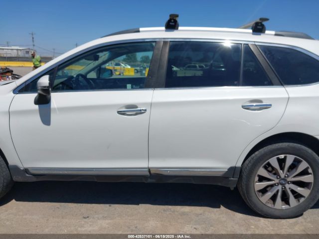 4S4BSATC5J3302975 Subaru u5