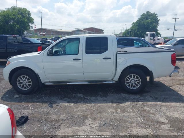 1N6DD0ER8KN763304 Nissan 2019