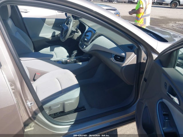 1G1ZD5STXSF147693 Chevrolet lfv