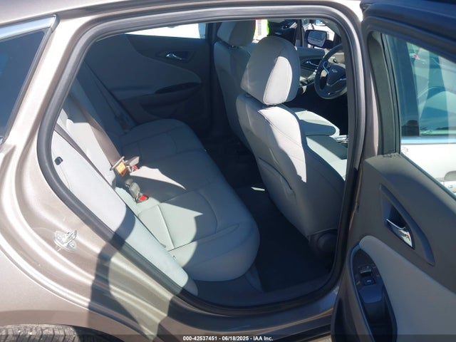 1G1ZD5STXSF147693 Chevrolet lfv