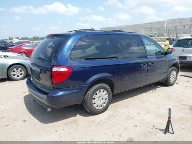 2005 CHRYSLER TOWN & COUNTRY 2C4GP44R05R299075 Photo 3