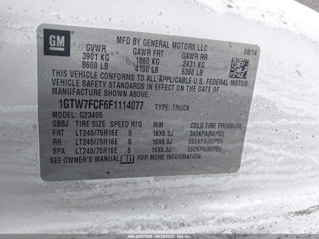 GMC l20 2015 1GTW7FCF6F1114077 Image 9