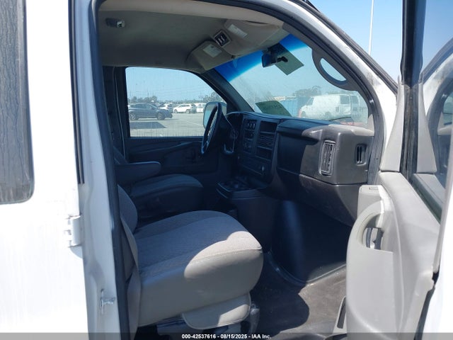 Chevrolet lmf - flex fuel (gas/alc), high output, iron 2014 1GNSGBF43E1184305 Image 5