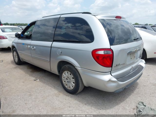 2006 CHRYSLER TOWN & COUNTRY 1A4GP44R56B751919 Photo 2