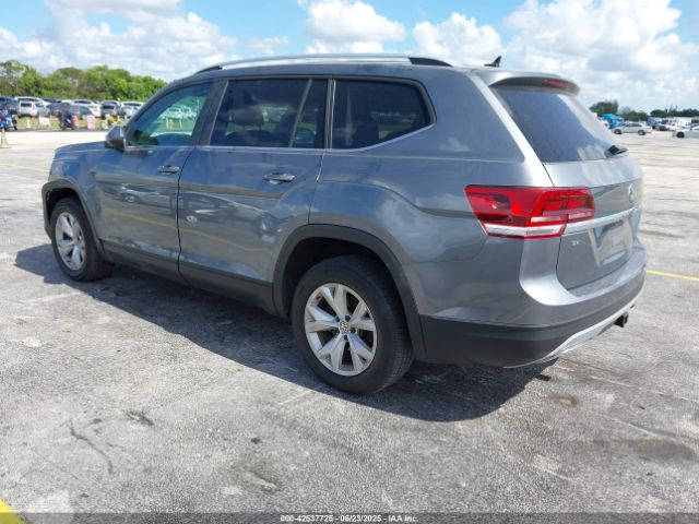 2019 VOLKSWAGEN ATLAS 1V2DR2CA8KC517067 Photo 2