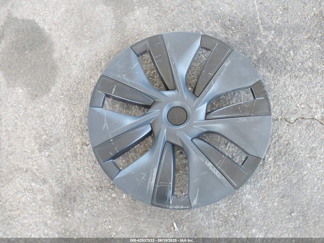 7SAYGDED9RF199553 Tesla 2024