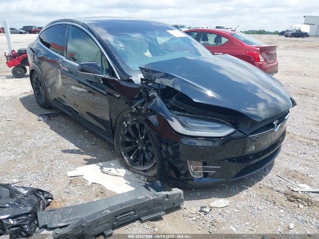 2021 TESLA MODEL X 5YJXCDE22MF320841 Photo 0