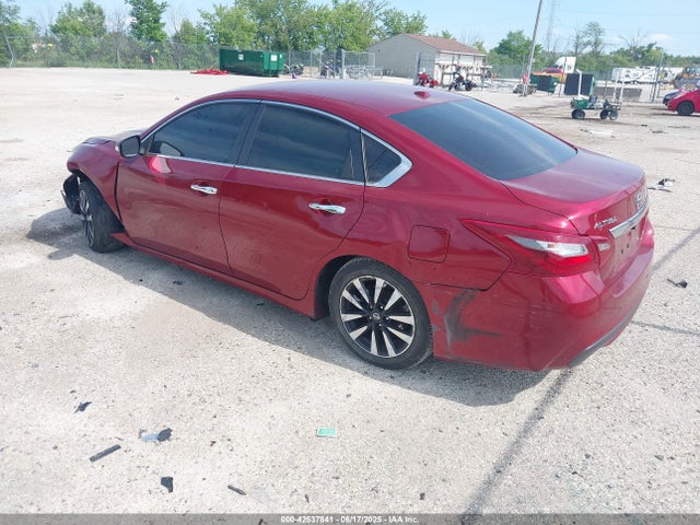 1N4AL3AP8JC187485 Nissan 2018