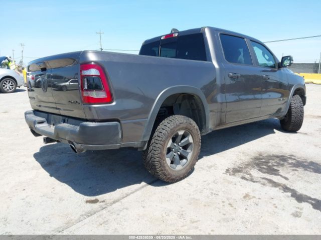 2020 RAM 1500 1C6SRFLT8LN164196 Photo 3