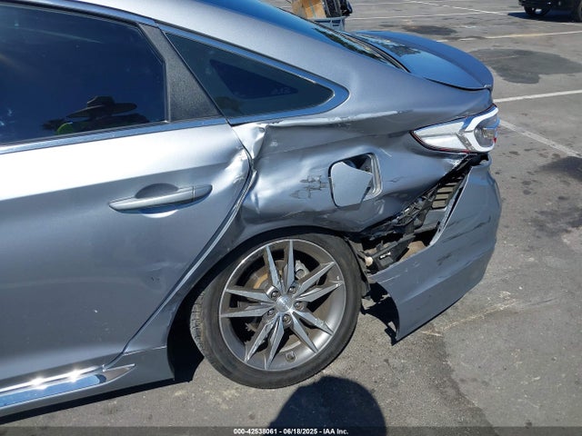 5NPE34AB0HH507340 Hyundai 2017