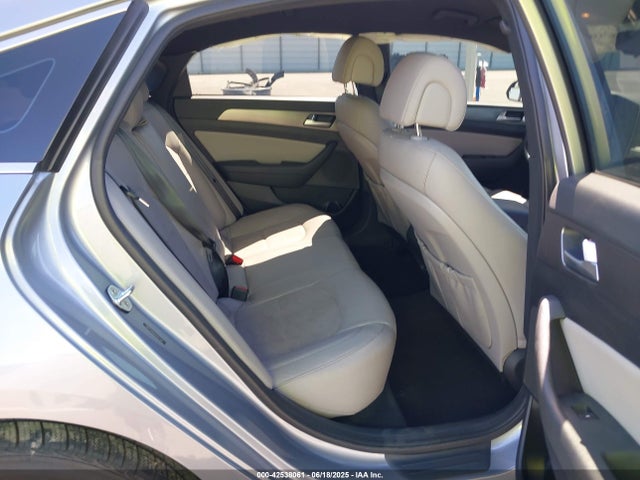 5NPE34AB0HH507340 Hyundai 2017
