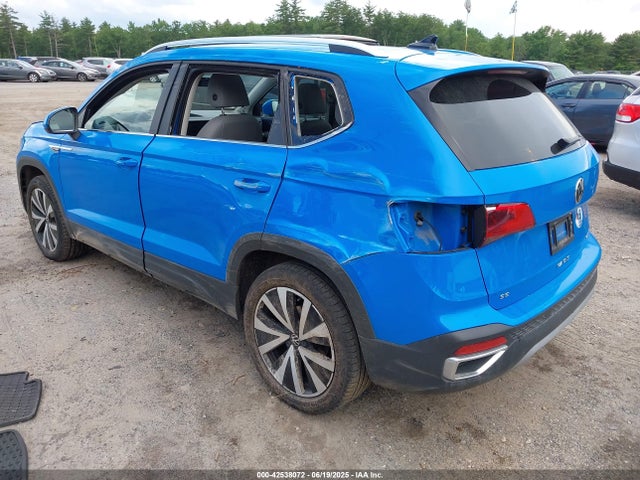 Volkswagen Taos 2022 3VVPX7B28NM055495 Image 3