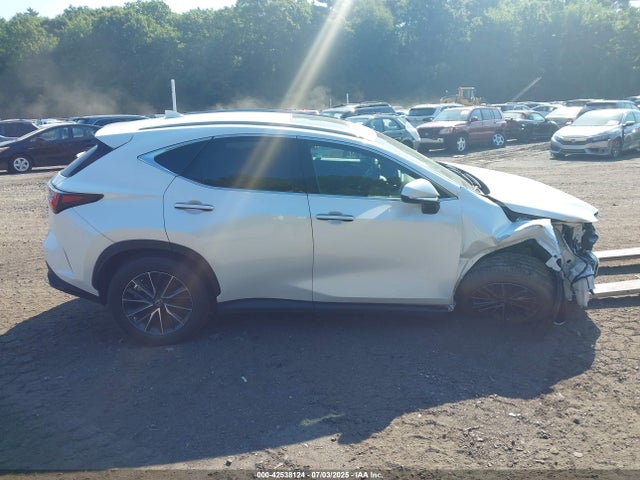 Продаж на аукціоні авто 2024 Lexus Nx 350 Premium, vin: 2T2GGCEZXRC052446, номер лоту: 42538124