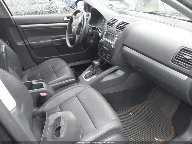 Продажа на аукционе авто 2009 Volkswagen Jetta Se, vin: 3VWRZ71K39M132103, номер лота: 42538277
