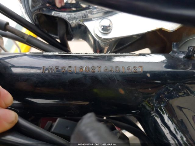 2000 HONDA VT1100 1HFSC1802YA401927 Photo 9