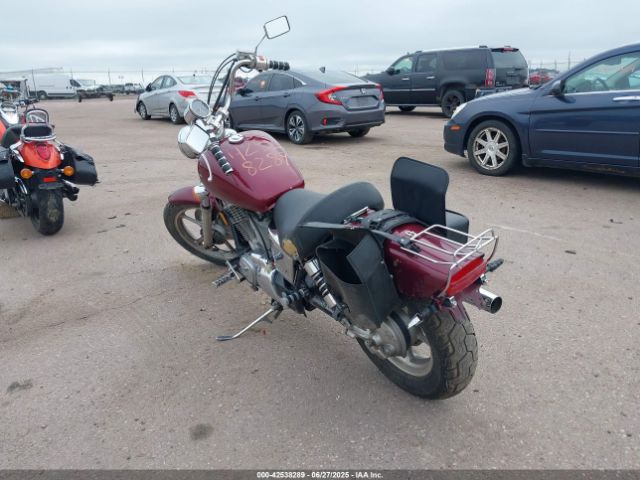 2000 HONDA VT1100 1HFSC1802YA401927 Photo 2