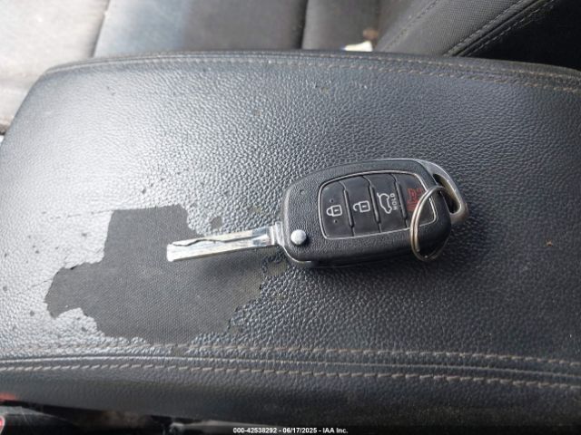 KM8J3CA27GU060868 Hyundai Tucson