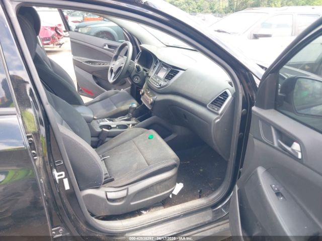 KM8J3CA27GU060868 Hyundai Tucson