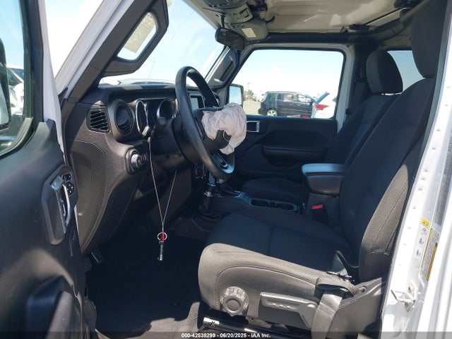 1C4HJXDG9KW501789 Jeep 2019