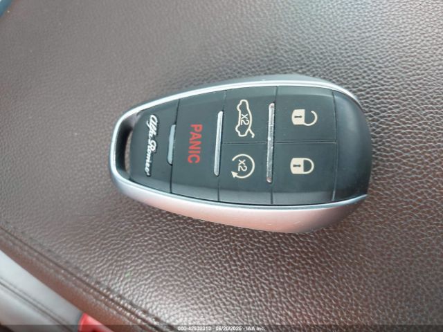 2021 ALFA ROMEO STELVIO ZASPAKAN8M7D09396 Photo 10