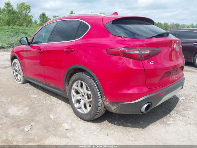 2021 ALFA ROMEO STELVIO ZASPAKAN8M7D09396 Photo 2