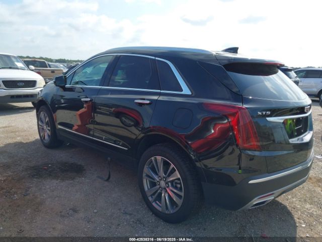 2025 CADILLAC XT5 1GYKNCRS8SZ110724 Photo 2