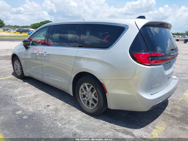 Продажа на аукционе авто 2024 Chrysler Pacifica Touring L, vin: 2C4RC1BG4RR125729, номер лота: 42538321