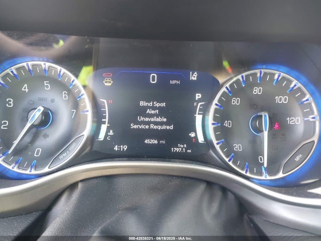 Продажа на аукционе авто 2024 Chrysler Pacifica Touring L, vin: 2C4RC1BG4RR125729, номер лота: 42538321