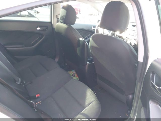 KNAFK4A67G5589766 KIA mpi nu