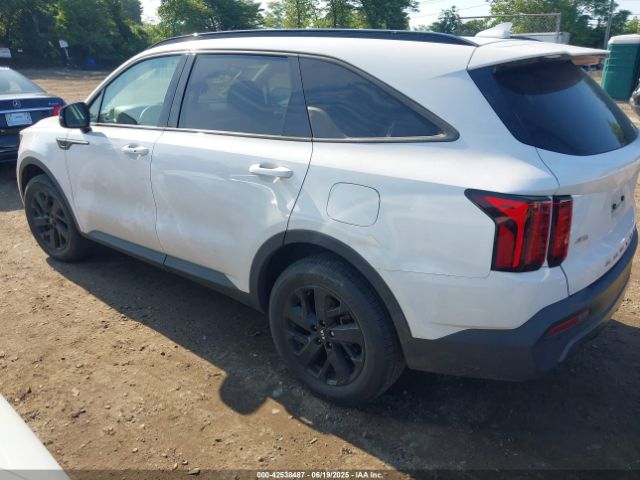 2021 KIA SORENTO 5XYRLDLC7MG006230 Photo 2