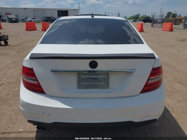 WDDGF4HB5EA947035 Mercedes-Benz 2014