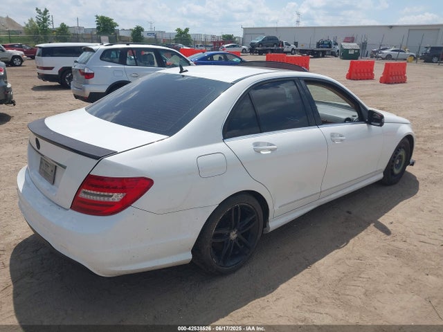 WDDGF4HB5EA947035 Mercedes-Benz 2014
