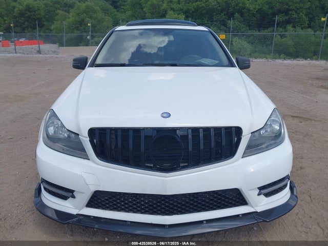 WDDGF4HB5EA947035 Mercedes-Benz 2014