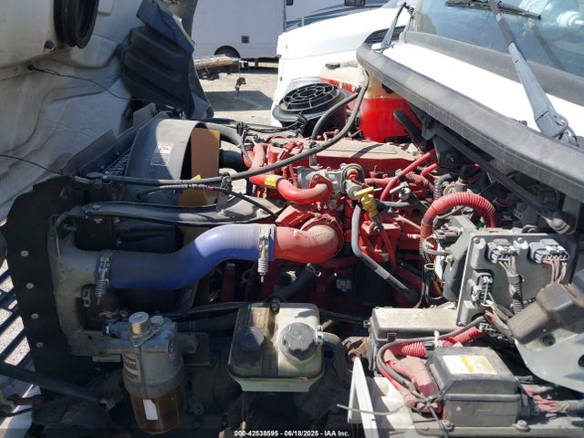 Freightliner cummins b6.7 2019 3ALACWFC9KDKN2621 Image 9