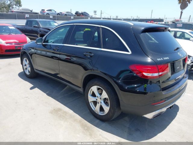 2016 MERCEDES-BENZ GLC 300 WDC0G4JB1GF077559 Photo 2