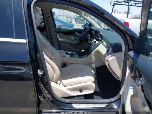 2016 MERCEDES-BENZ GLC 300 WDC0G4JB1GF077559 Photo 4