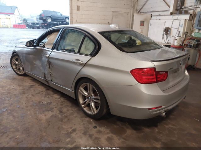 2013 BMW 335I WBA3B9C55DF587637 Photo 2